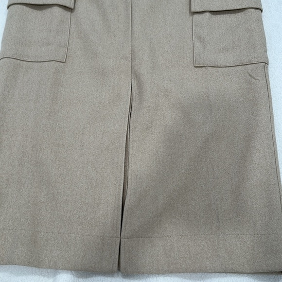NWT Skirt Midi size L light tan light light khaki cargo packets - Picture 4 of 9